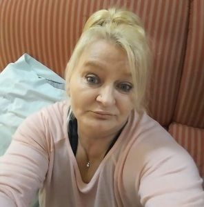 Meet your Posher, Shari